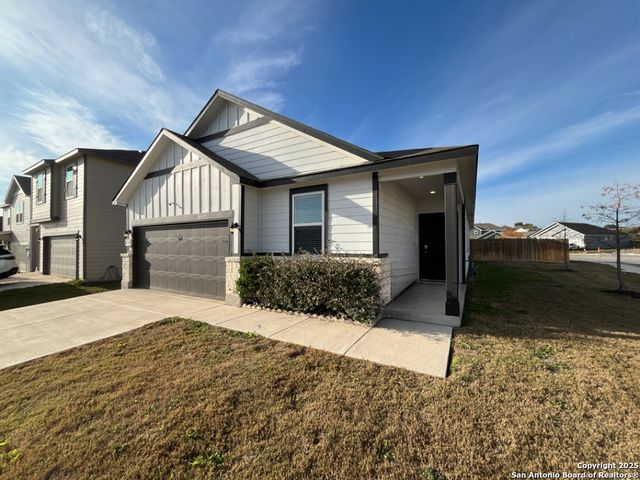 13249 Hagerd Loop, St Hedwig, TX 78152