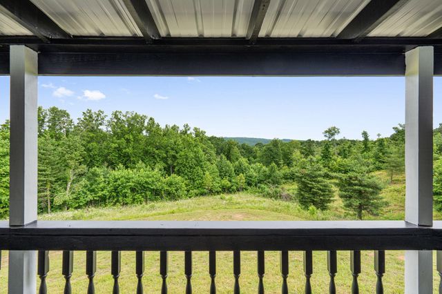 198 Spring Road, Spring City, TN 37381