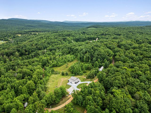 198 Spring Road, Spring City, TN 37381