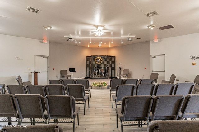 1100 W Calle Privada, Sahuarita, AZ 85629