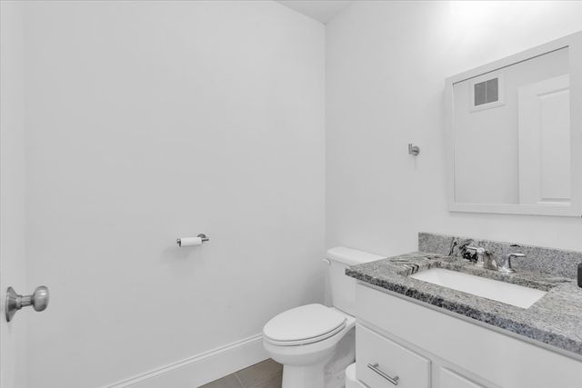80 Lebaron Boulevard 7, Lakeville, MA 02347