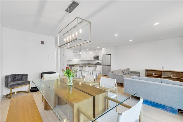 80 Lebaron Boulevard 7, Lakeville, MA 02347