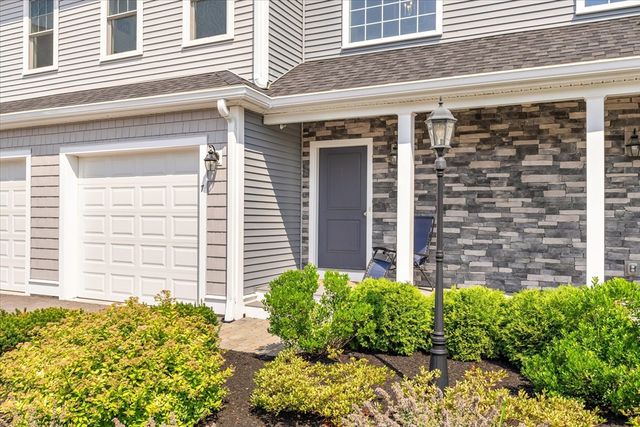 80 Lebaron Boulevard 7, Lakeville, MA 02347