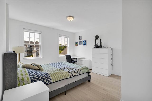 80 Lebaron Boulevard 7, Lakeville, MA 02347