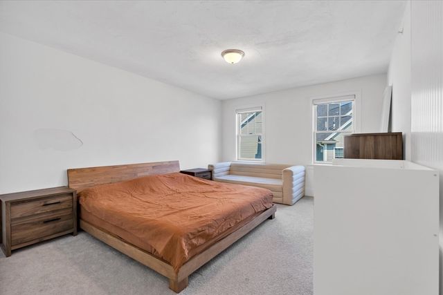 80 Lebaron Boulevard 7, Lakeville, MA 02347