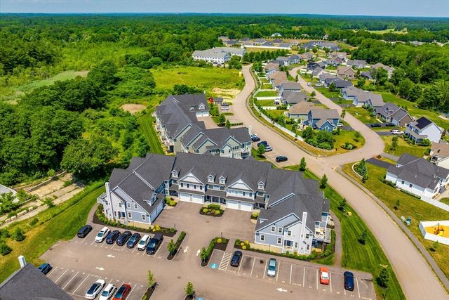 80 Lebaron Boulevard 7, Lakeville, MA 02347