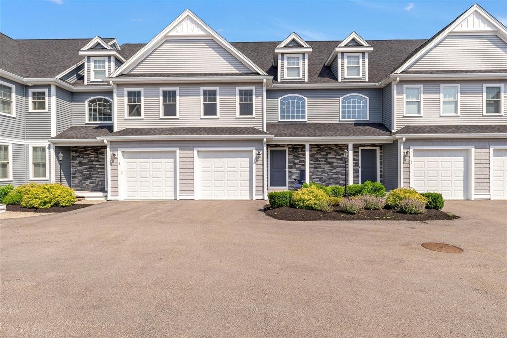 80 Lebaron Boulevard 7, Lakeville, MA 02347