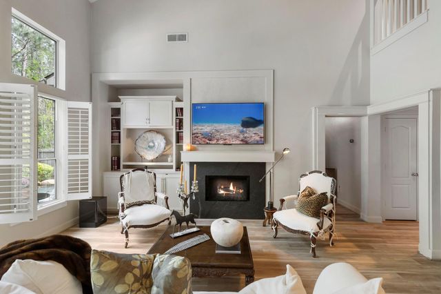 130 Lattice Gate Street, The Woodlands, TX 77382