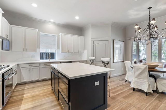 130 Lattice Gate Street, The Woodlands, TX 77382