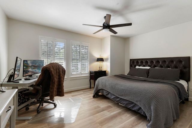 130 Lattice Gate Street, The Woodlands, TX 77382