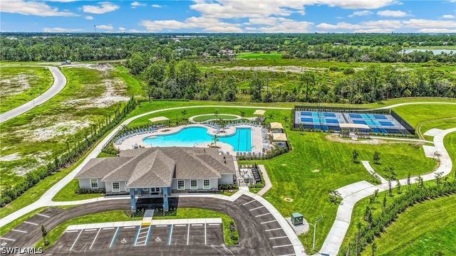 18208 Water Crossing DR, North Fort Myers, FL 33917