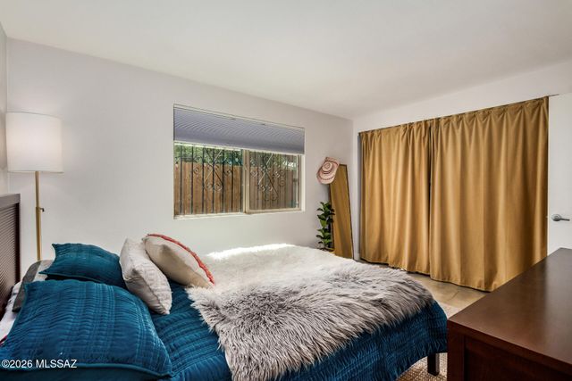 2709 W Sheryl Place, Tucson, AZ 85713