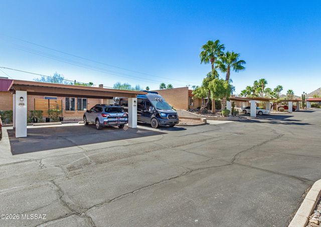 2709 W Sheryl Place, Tucson, AZ 85713