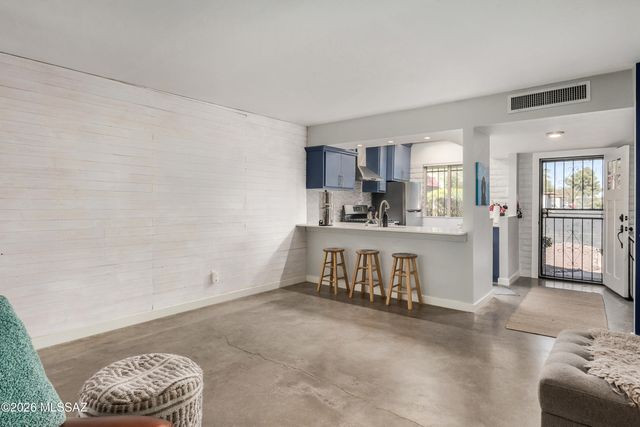 2709 W Sheryl Place, Tucson, AZ 85713