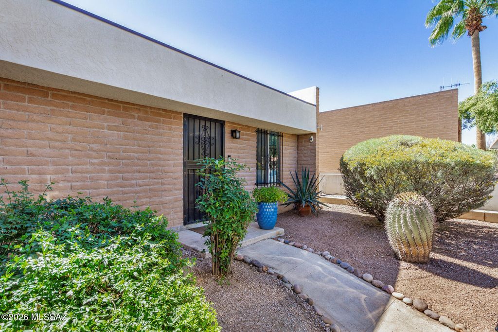 2709 W Sheryl Place, Tucson, AZ 85713