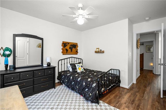 6075 Mainsail LN, Suffolk, VA 23435