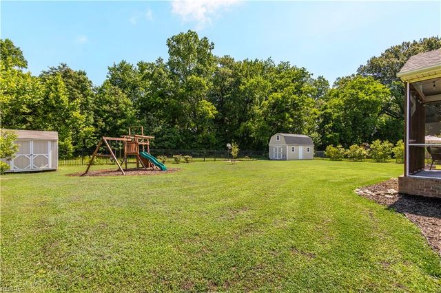 6075 Mainsail LN, Suffolk, VA 23435