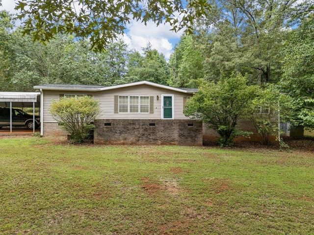 227 Red Oak Drive, Wellford, SC 29385