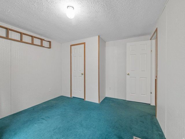 227 Red Oak Drive, Wellford, SC 29385