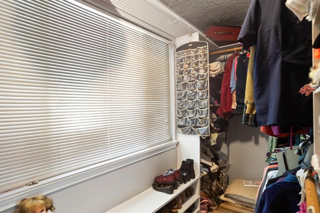 255 Queens Branch Road, Rogue River, OR 97537