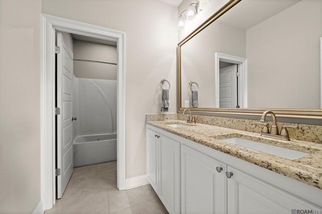 1197 Memorial Square, Zachary, LA 70791