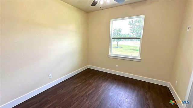 1725 Cottonwood Mesa Drive, Kempner, TX 76539