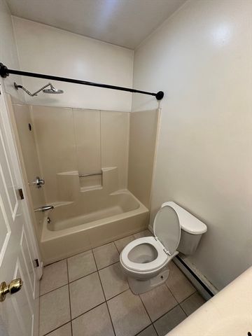17A Peacedale Ave 17A, Worcester, MA 01607
