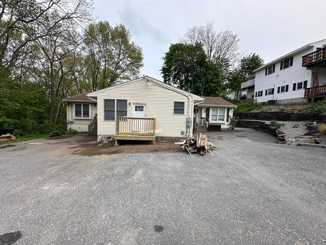 17A Peacedale Ave 17A, Worcester, MA 01607