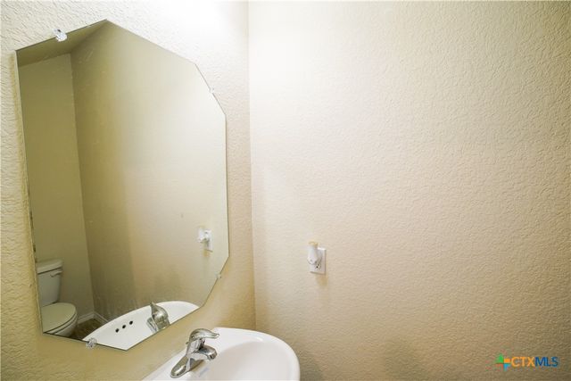 6304 Tess Road, Temple, TX 76502