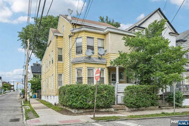 174 Jasper Street, Paterson, NJ 07522