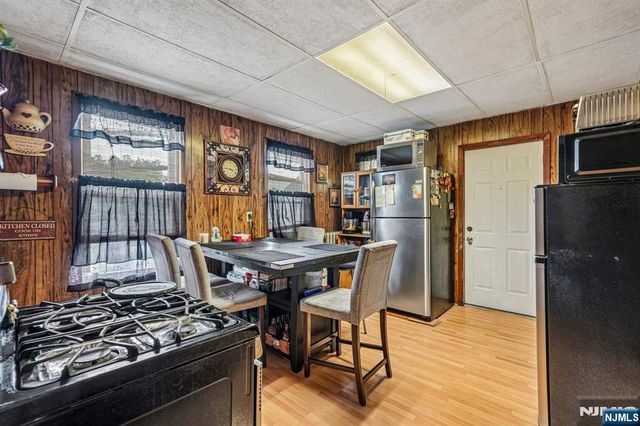 174 Jasper Street, Paterson, NJ 07522