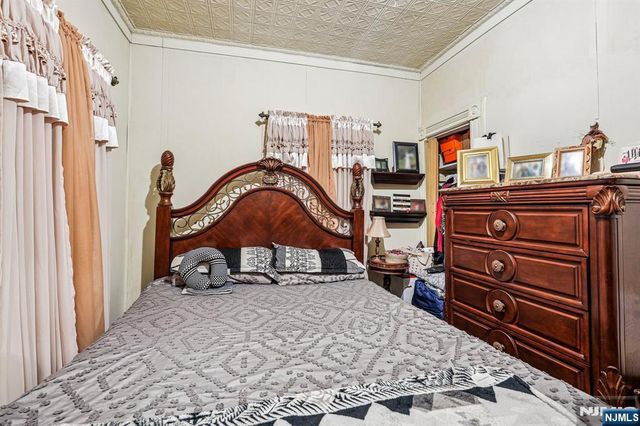 174 Jasper Street, Paterson, NJ 07522