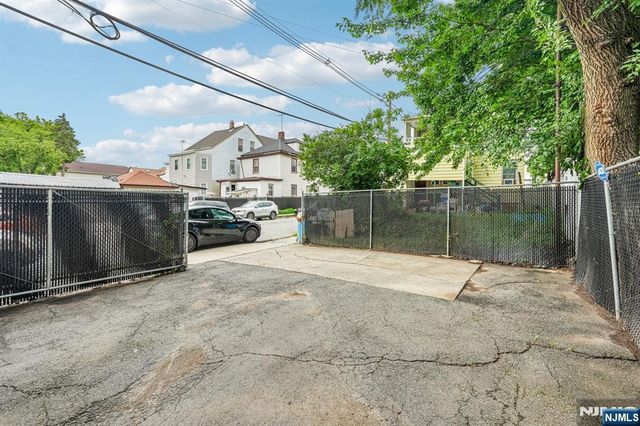 174 Jasper Street, Paterson, NJ 07522