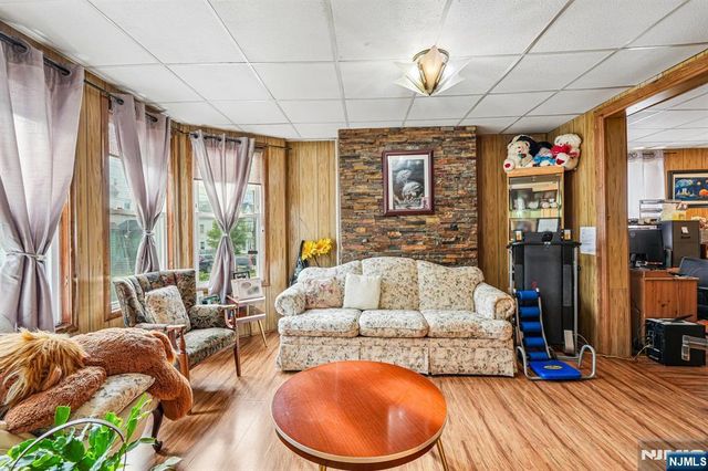 174 Jasper Street, Paterson, NJ 07522