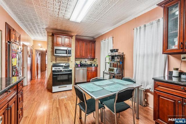 174 Jasper Street, Paterson, NJ 07522