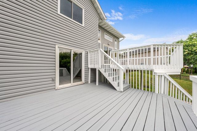 5553 Crossandra Street SE, Prior Lake, MN 55372