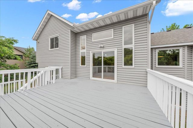 5553 Crossandra Street SE, Prior Lake, MN 55372