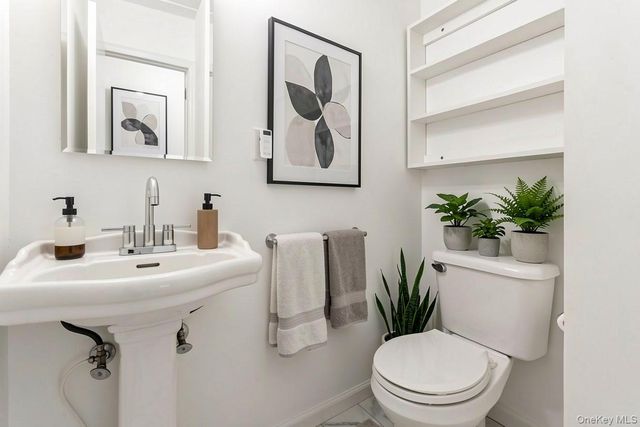 24 Palmetto Street, Brooklyn, NY 11221