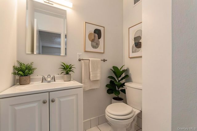 24 Palmetto Street, Brooklyn, NY 11221