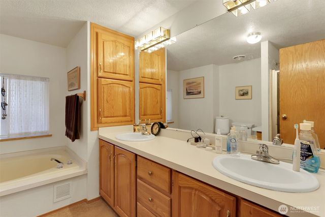 4307 77th Place NW, Tulalip, WA 98271
