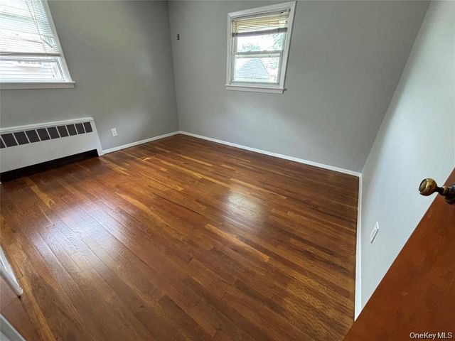 235 10th Street, Bethpage, NY 11714
