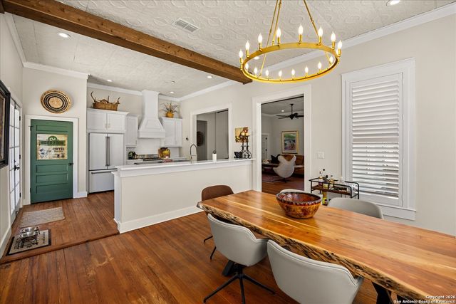 1006 High, Comfort, TX 78013