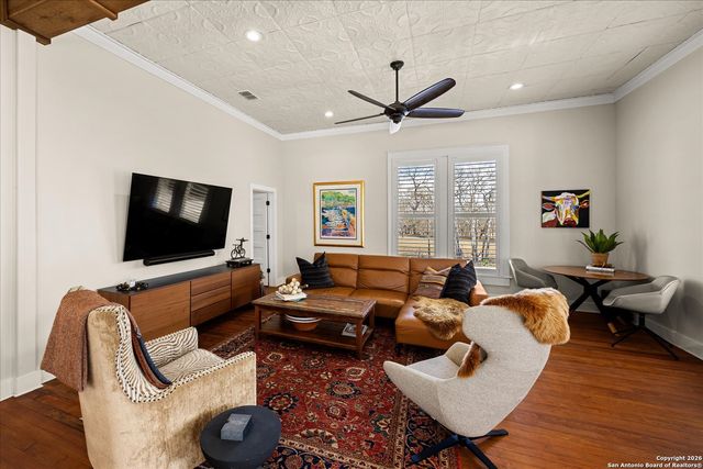 1006 High, Comfort, TX 78013