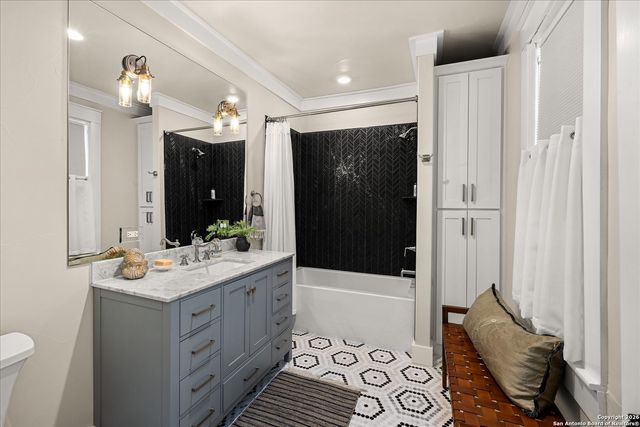 1006 High, Comfort, TX 78013