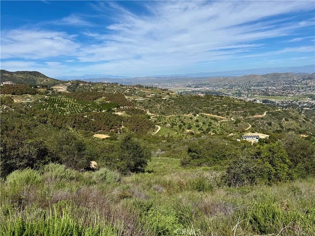 37685 El Tigre, Murrieta, CA 92562