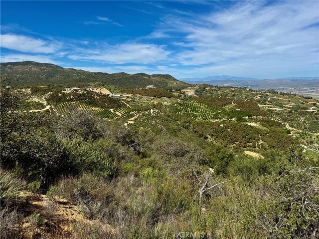 37685 El Tigre, Murrieta, CA 92562