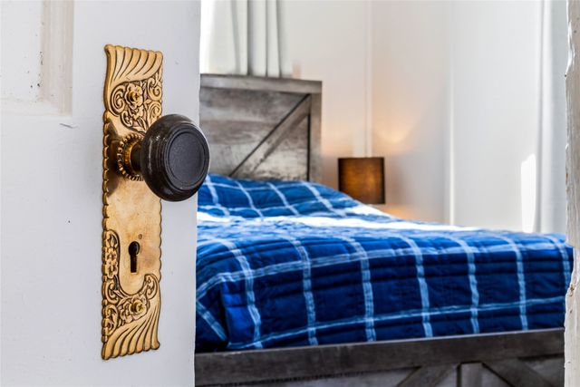 826 W Morton Street, Denison, TX 75020