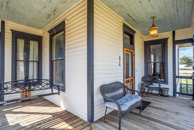 826 W Morton Street, Denison, TX 75020