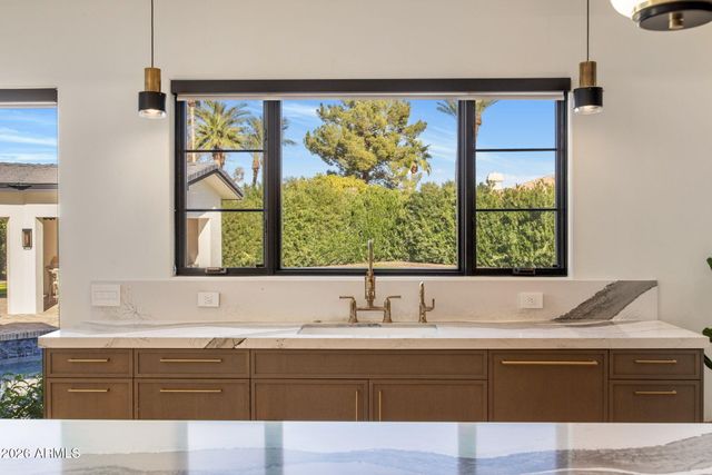 8625 N MORNING GLORY Road, Paradise Valley, AZ 85253