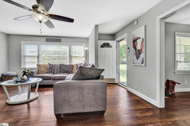 107 Forest Drive, Laurens, SC 29360